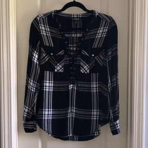 Lace-up Plaid Flannel